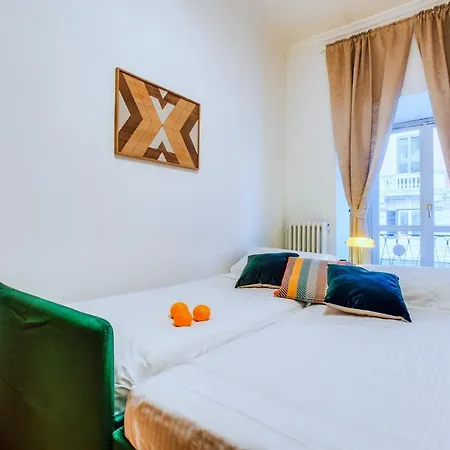 Lovely And Spacious 2 Bed Flat In A Great Area Rome